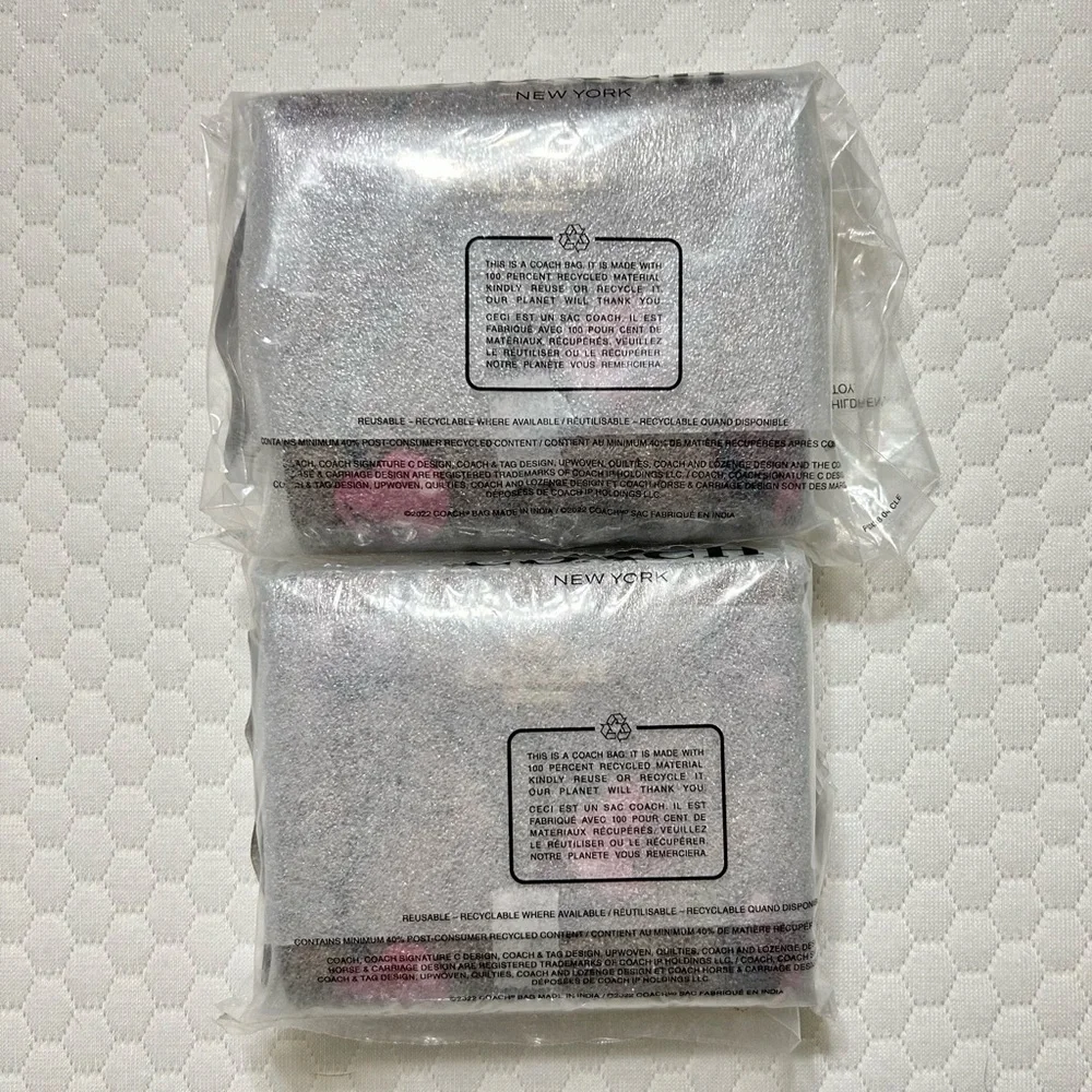 Coach Snap Wallet Cherry - Picture 5 of 6